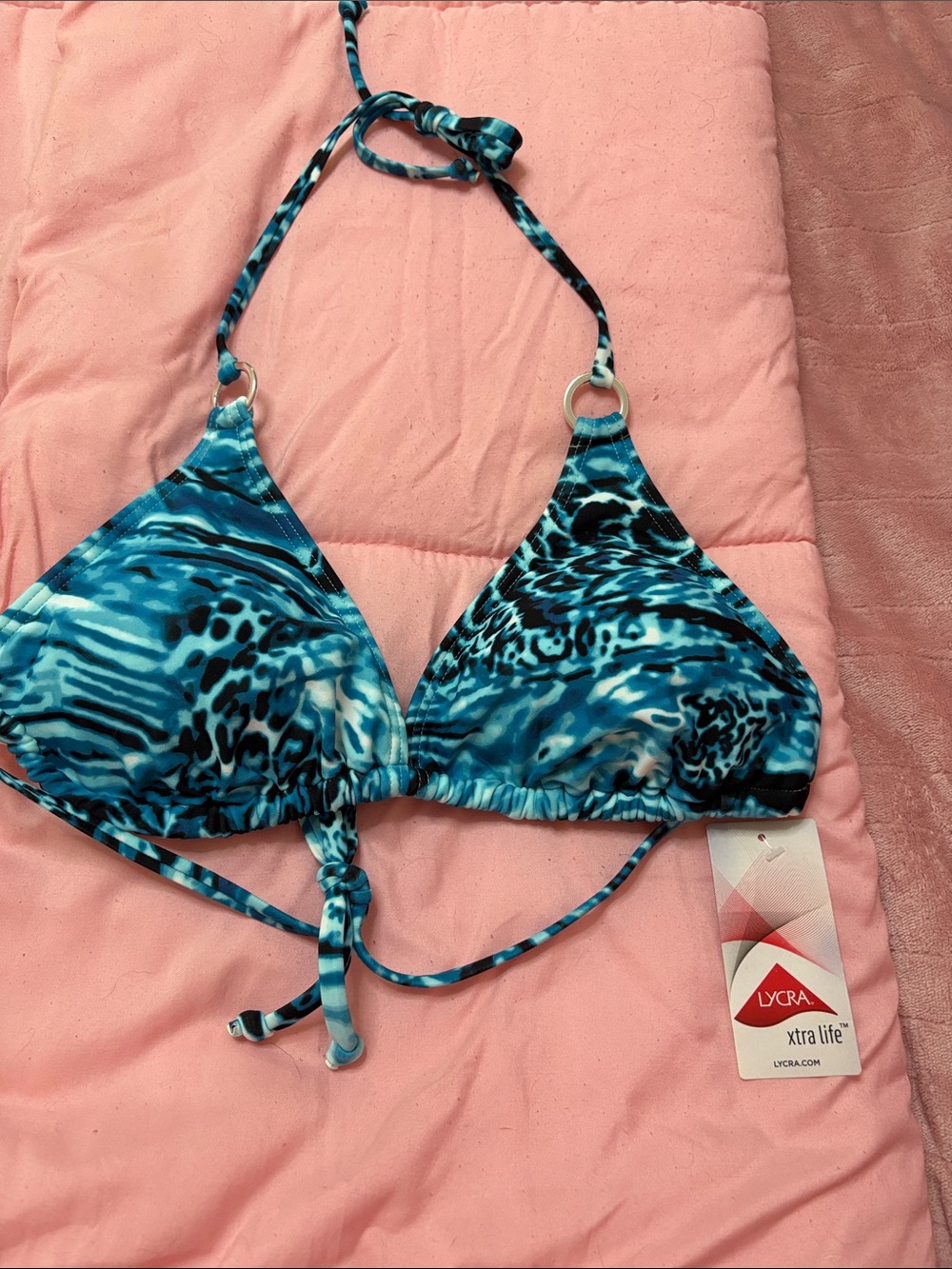 NWT. VENUS Blue Patterned Triangle Bikini Top